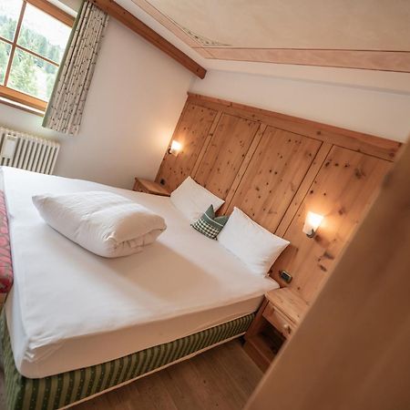 Ütia De Börz Otel San Martino in Badia Dış mekan fotoğraf