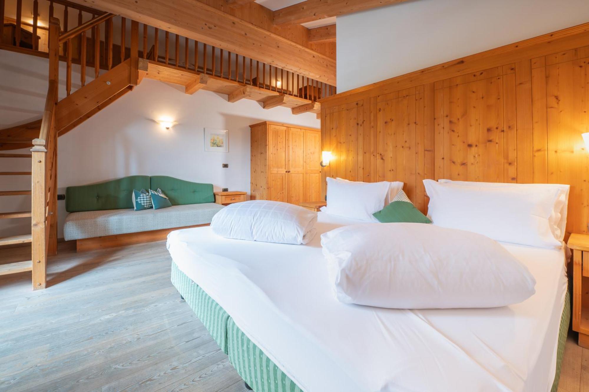 Ütia De Börz Otel San Martino in Badia Dış mekan fotoğraf