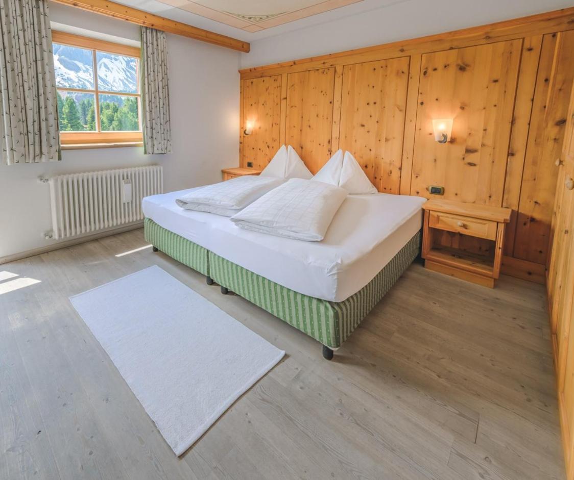 Ütia De Börz Otel San Martino in Badia Dış mekan fotoğraf